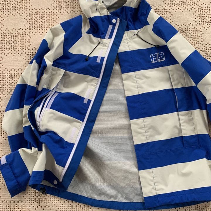 ヘリーハンセン ナイロンパーカー