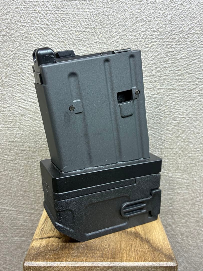 R7-24 東京マルイ GBB M4 マガジンアダプター 外部ソース仕様