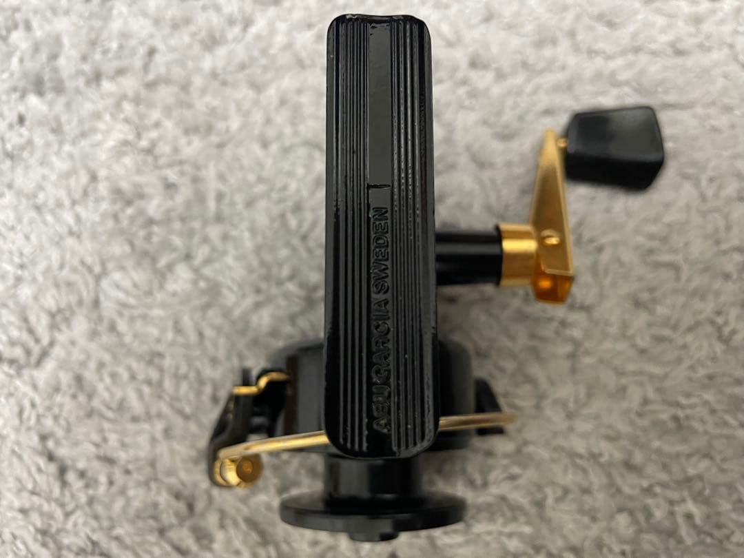 ABU Cardinal 33 黒金（木箱付き）