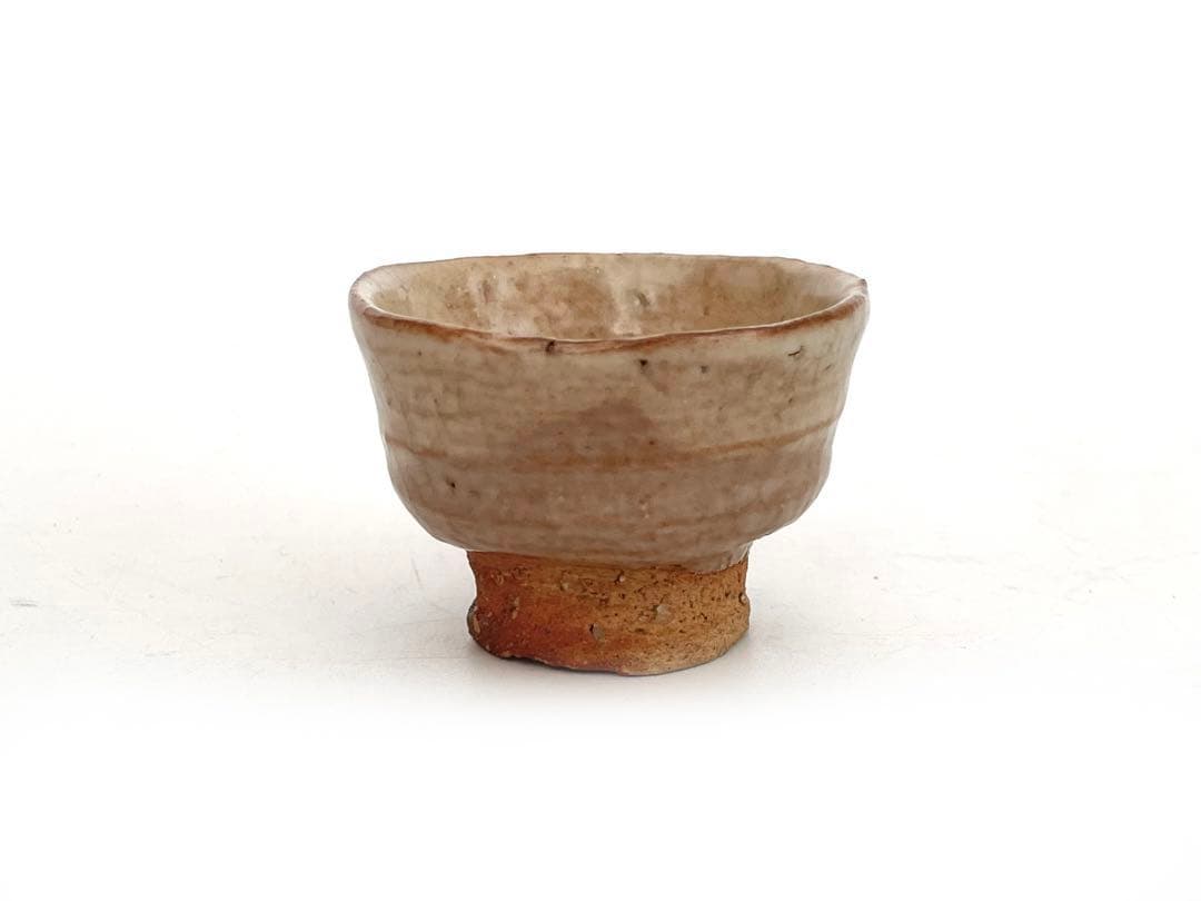 陶芸家　人間国宝　十代　三輪休雪　萩焼　ぐい呑　酒器　酒盃　箱なし