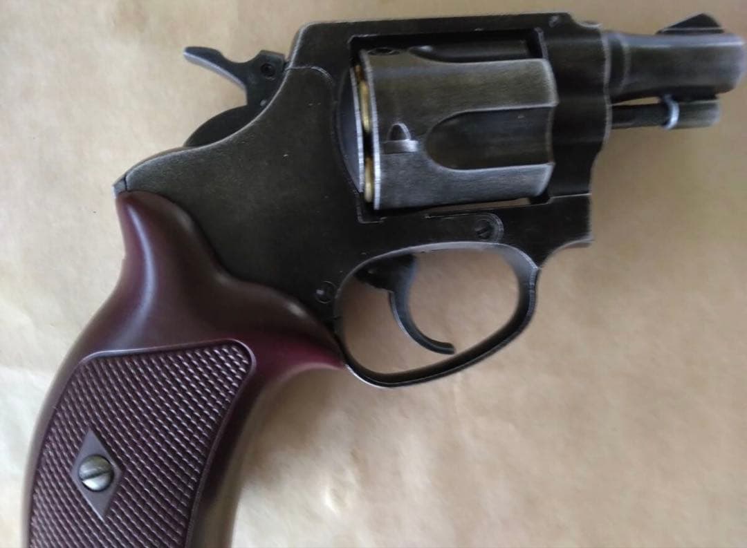 ポリスリボルバーガスガン