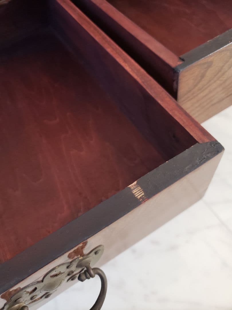 【昭和レトロ】木製家具　和風家具　民芸風　小引き出し　収納棚　木製模様の箪笥