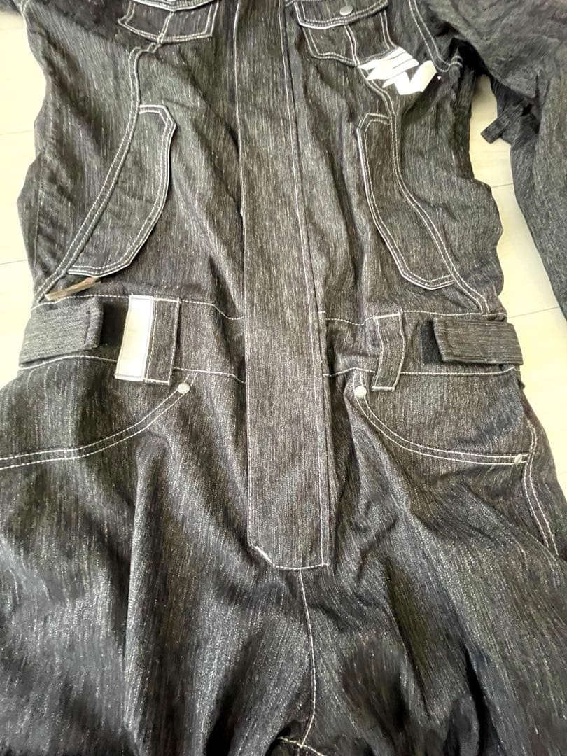 スノーボードウェア　つなぎ