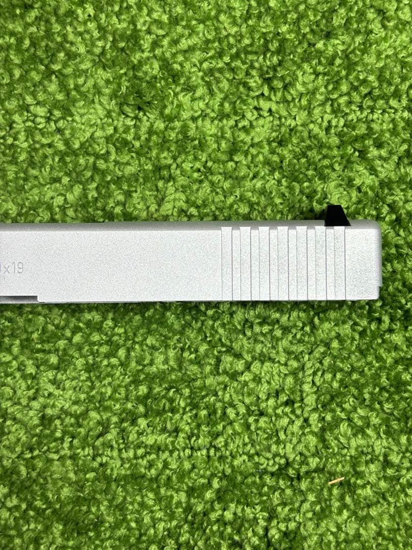 サイドアームズ　東京マルイ グロック17Gen3 スライド　サイト　エンジン付き