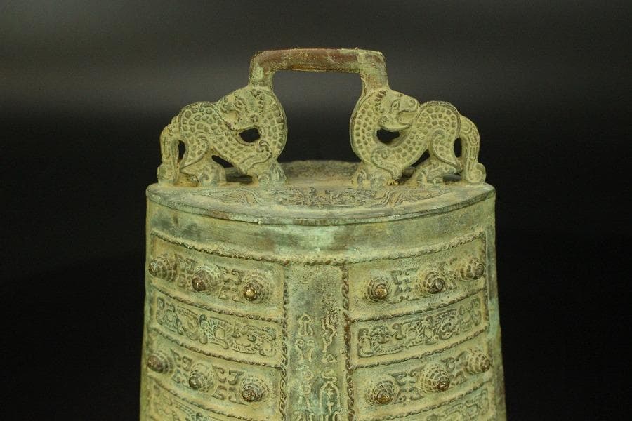 中国美術 青銅 釣鐘 饕餮紋 大小 四件 揃 書家旧蔵品(LC338)