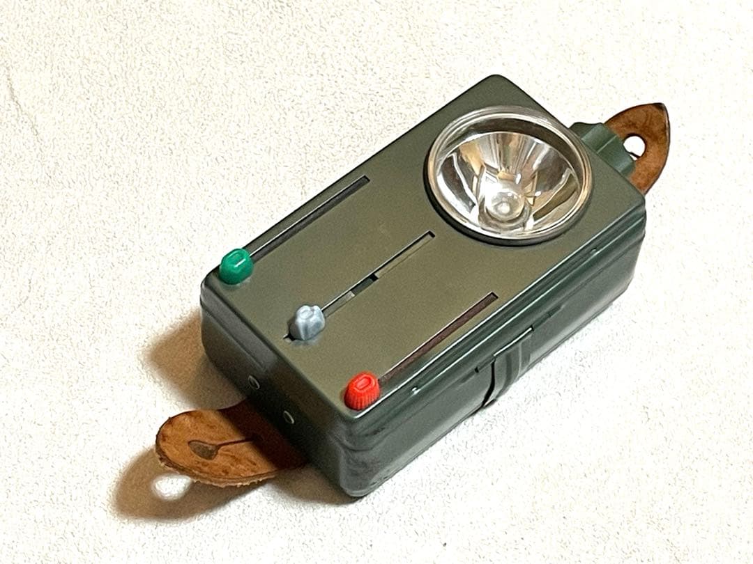 【ドイツ軍】野戦用シグナルライト(単一電池仕様　懐中電灯) フラッシュライト