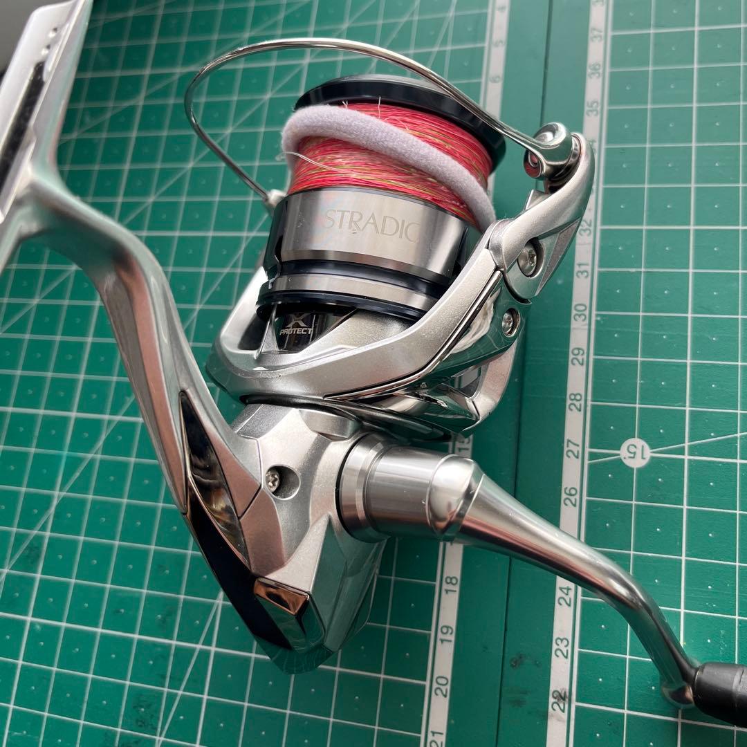 SHIMANO STRADIC19 C3000 スピニングリール