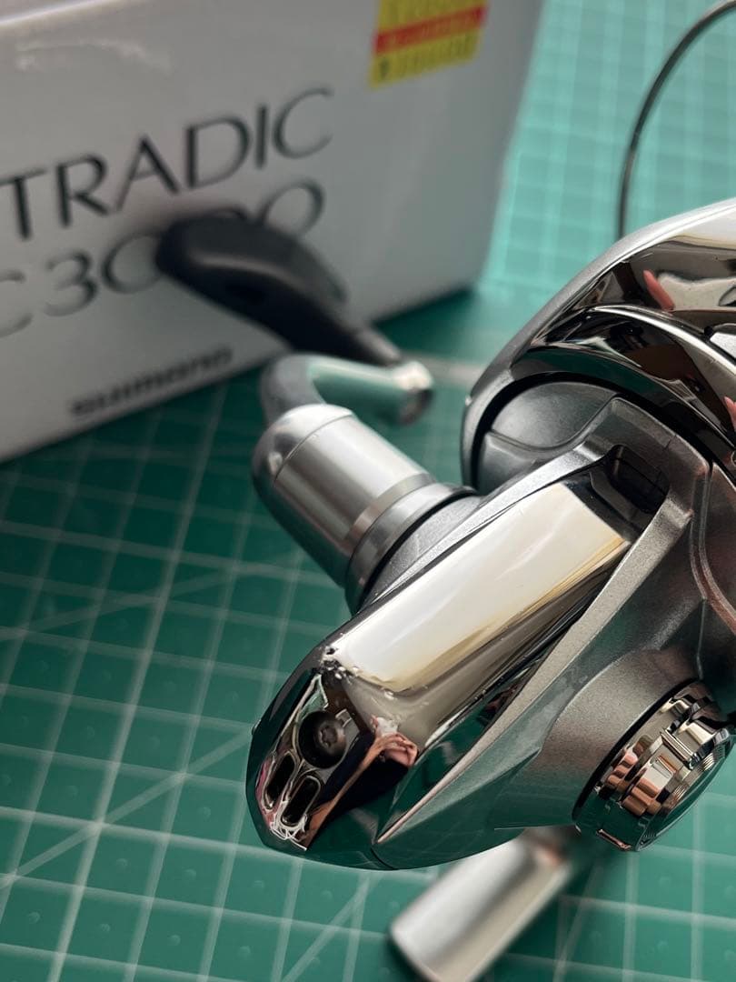 SHIMANO STRADIC19 C3000 スピニングリール
