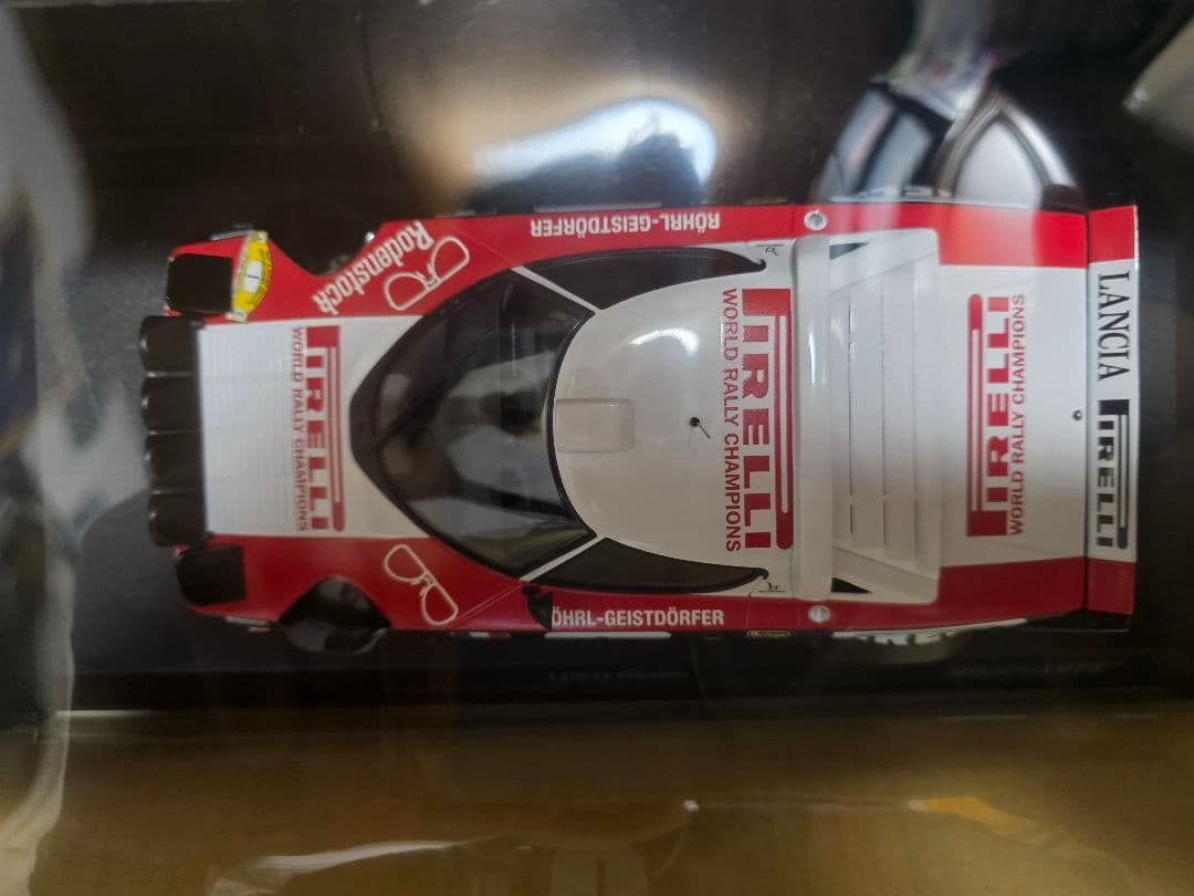 1/18 ランチア ストラトス HF / 優勝車 ピレリー #1ヴァルターロール