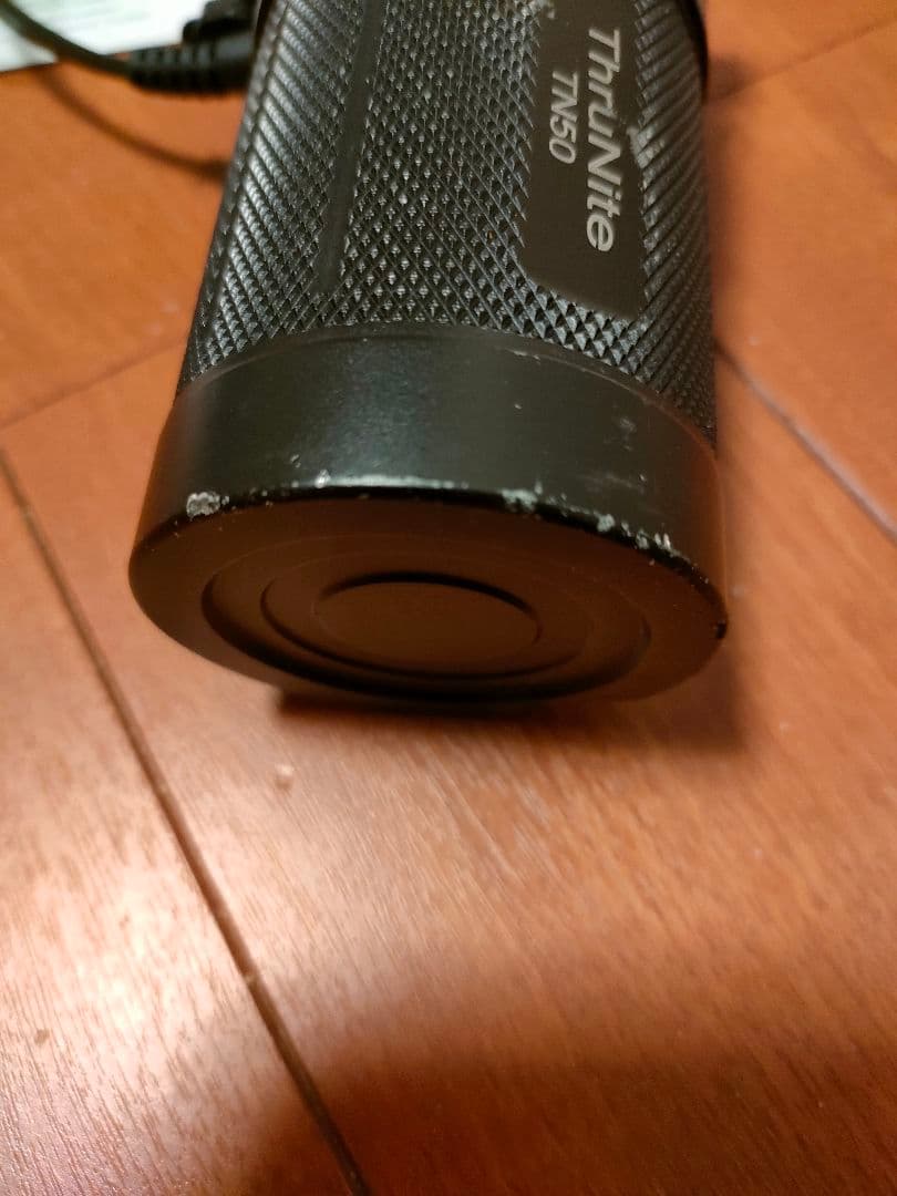 ThruNite TN50 懐中電灯