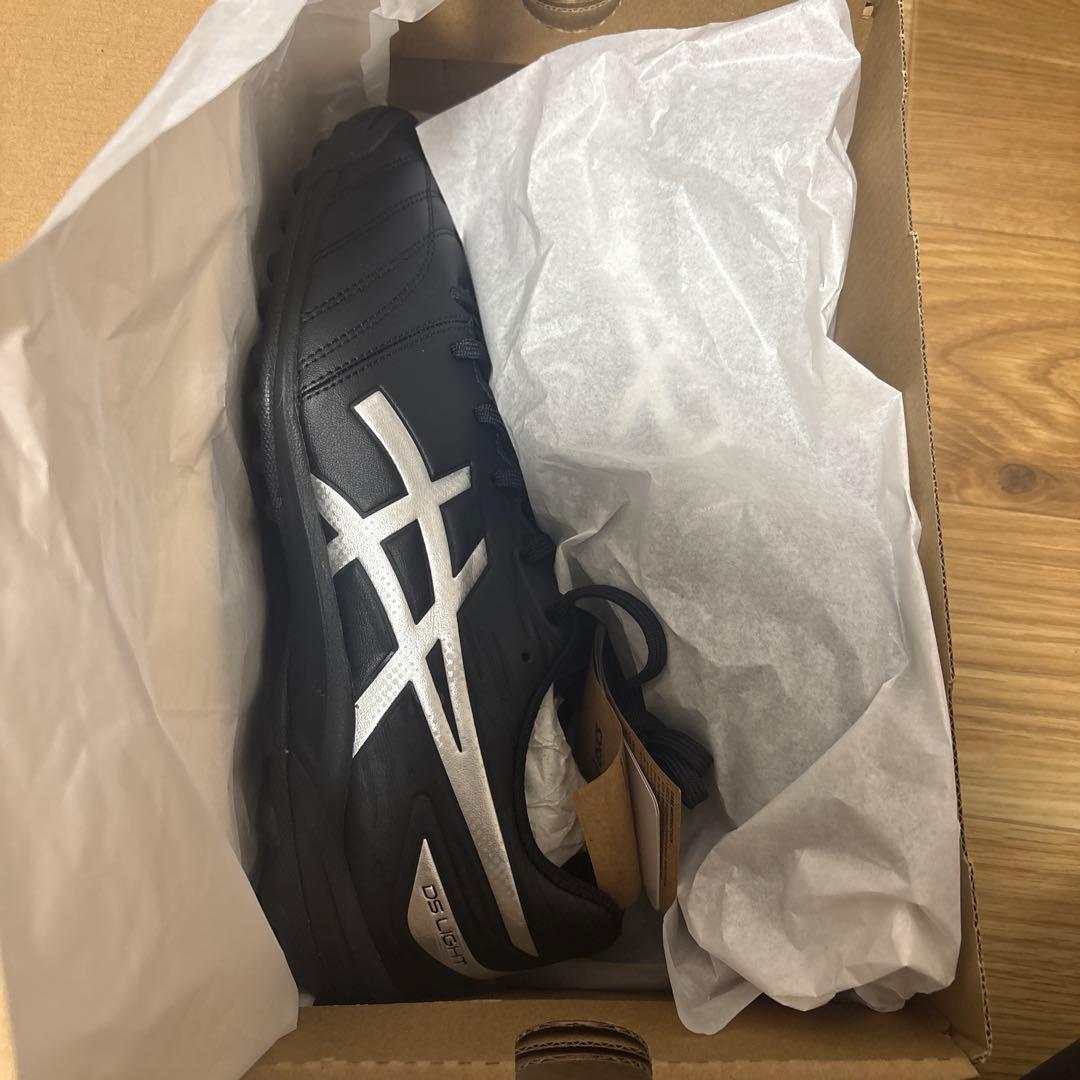 アシックストレーシュー