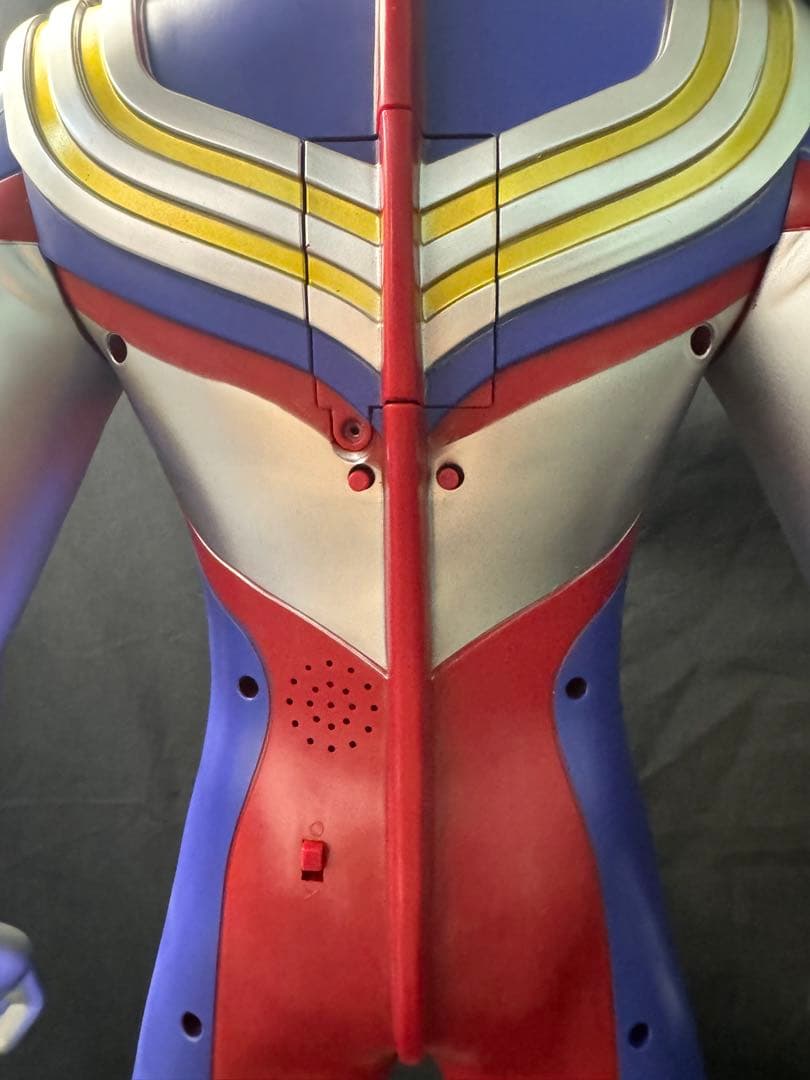 ウルトラマンティガ 完成品フィギュア 超BIG80cm バンダイナムコ海外正規品