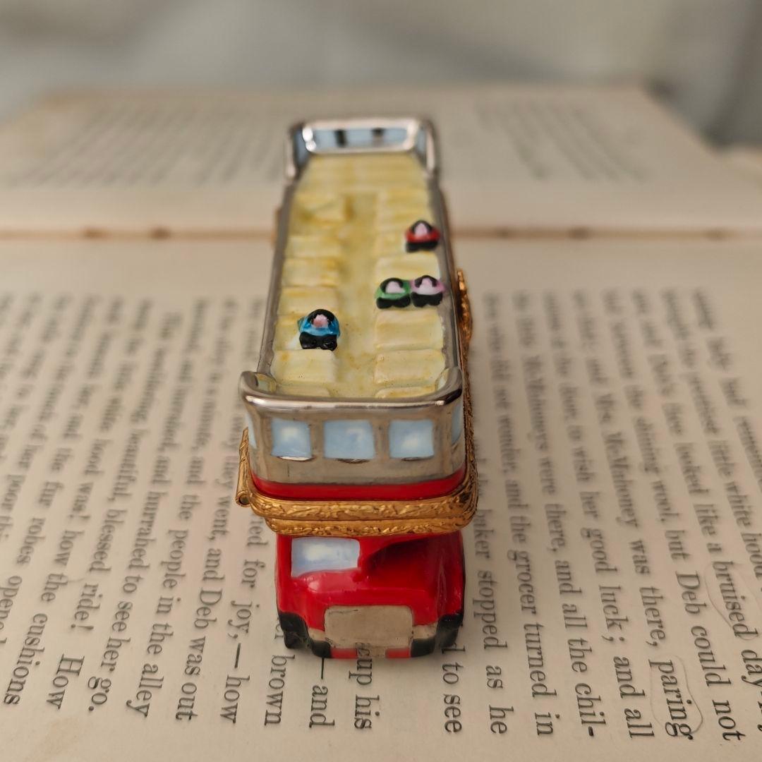 リモージュボックス　オープントップバス　フランス製磁器　ミニチュア小物入れ