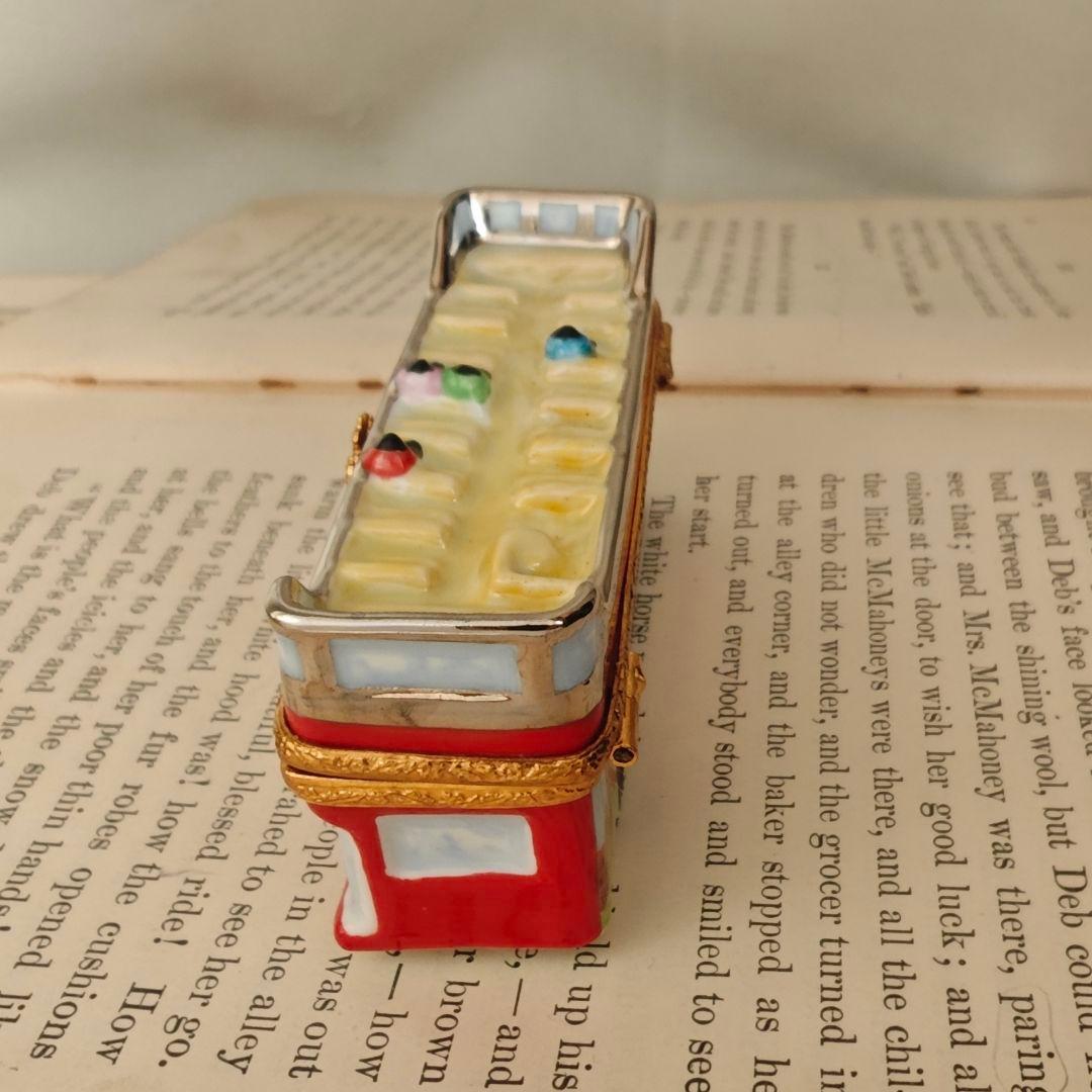 リモージュボックス　オープントップバス　フランス製磁器　ミニチュア小物入れ