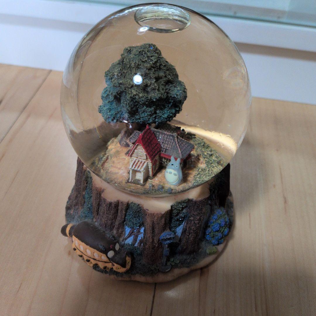 スタジオジブリ トトロ スノードーム鳴ります。