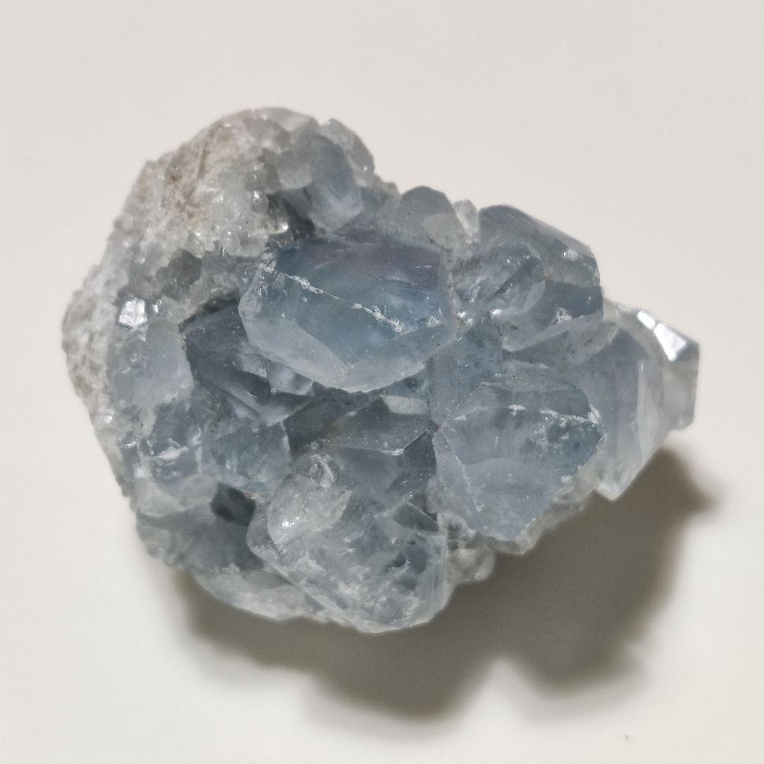 パワーストーン　天然石　原石　セレスタイト　102g　No.303