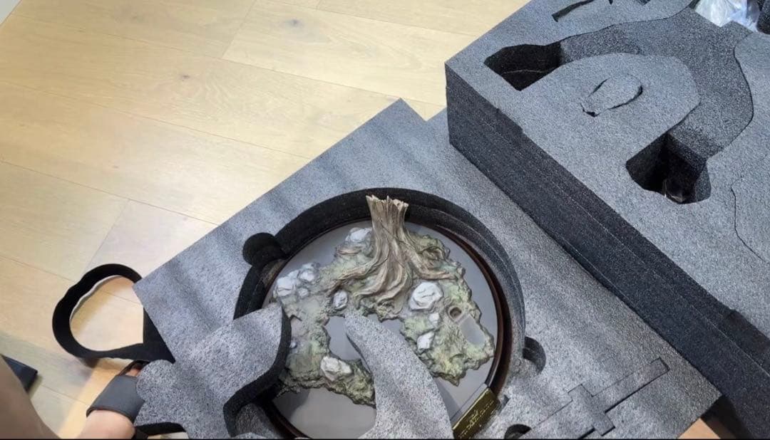 ベルセルク BIHS ガッツ スタチュー フィギュア