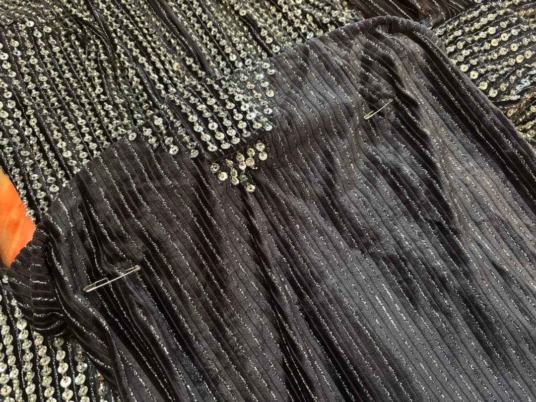 ダンス衣装　ベリーダンスetc ドレス　ワンピース　スパンコール(スリット有り)