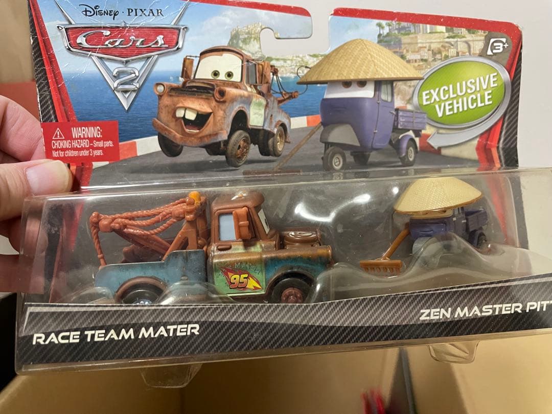 ミニカー Team Mater & Zen Master Pitty