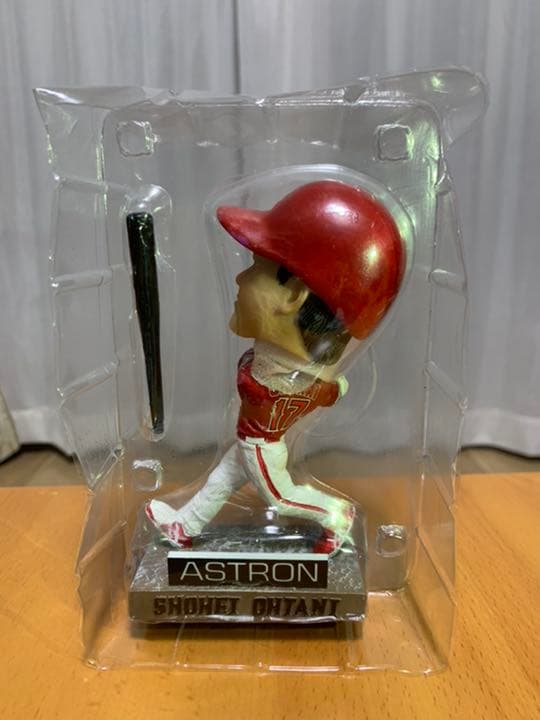 大谷翔平　フィギュア　ボブルヘッド　バッター　限定品