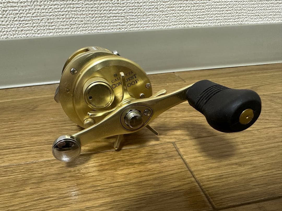 リール SHIMANO CALCUTTA CONQUEST 400F
