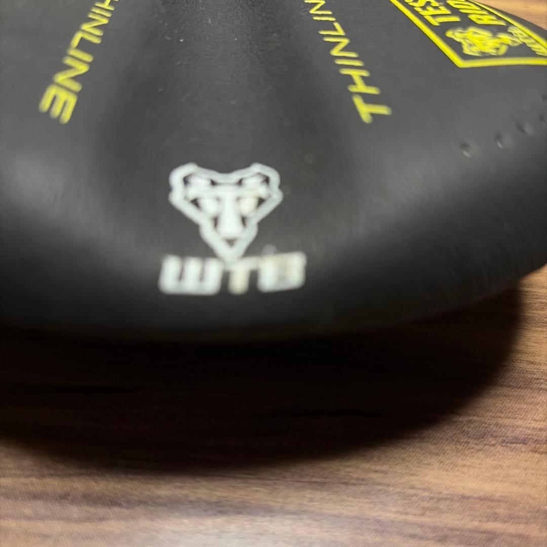 WTB DEVO サドル THINLINE 黒/黄色