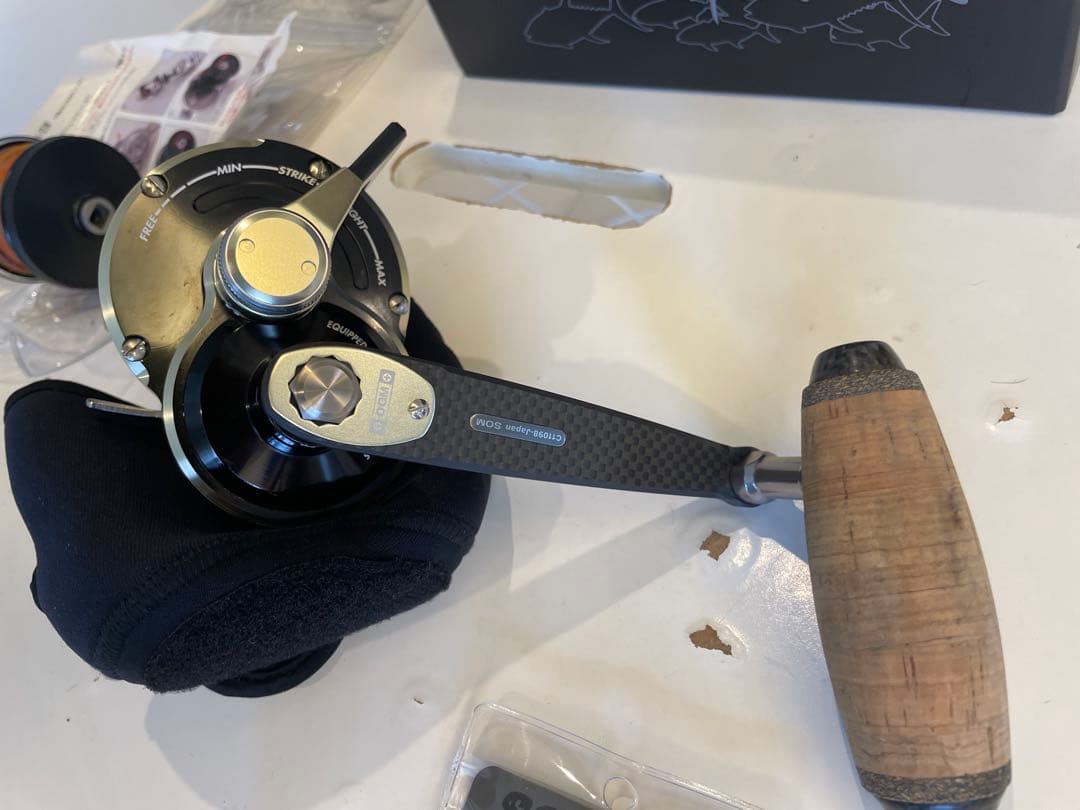 激レア美品！限定シリアルOCEAN MARK BLUE HEAVEN 両軸リール