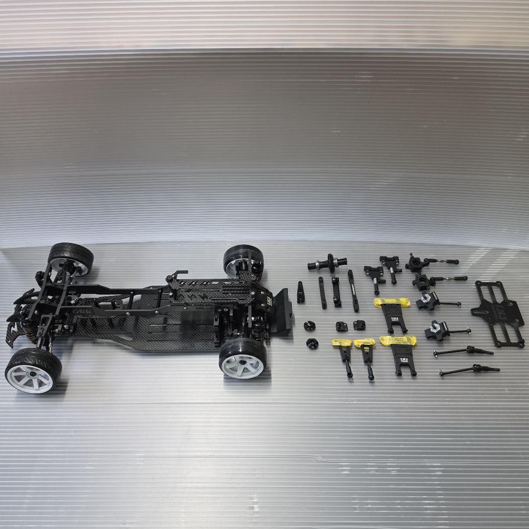 シバタ　GRK4シャーシ&パーツ多数