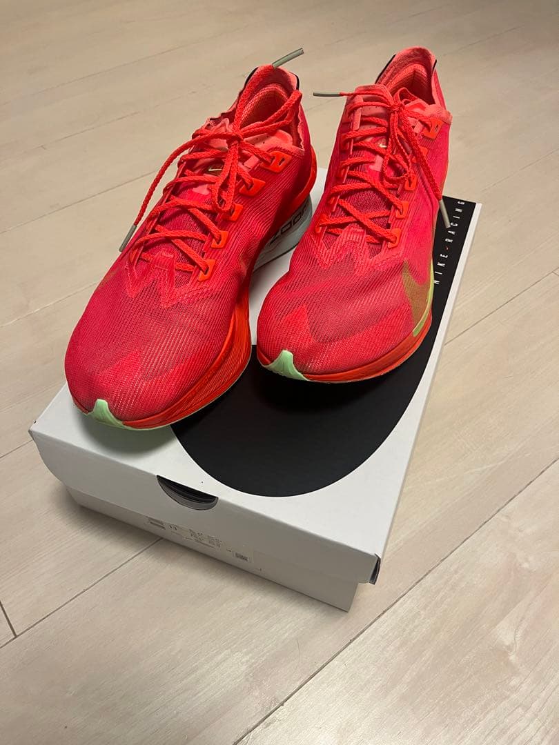 VAPORFLY NEXT%4 27.5、ヴェイパーフライ4 27.5