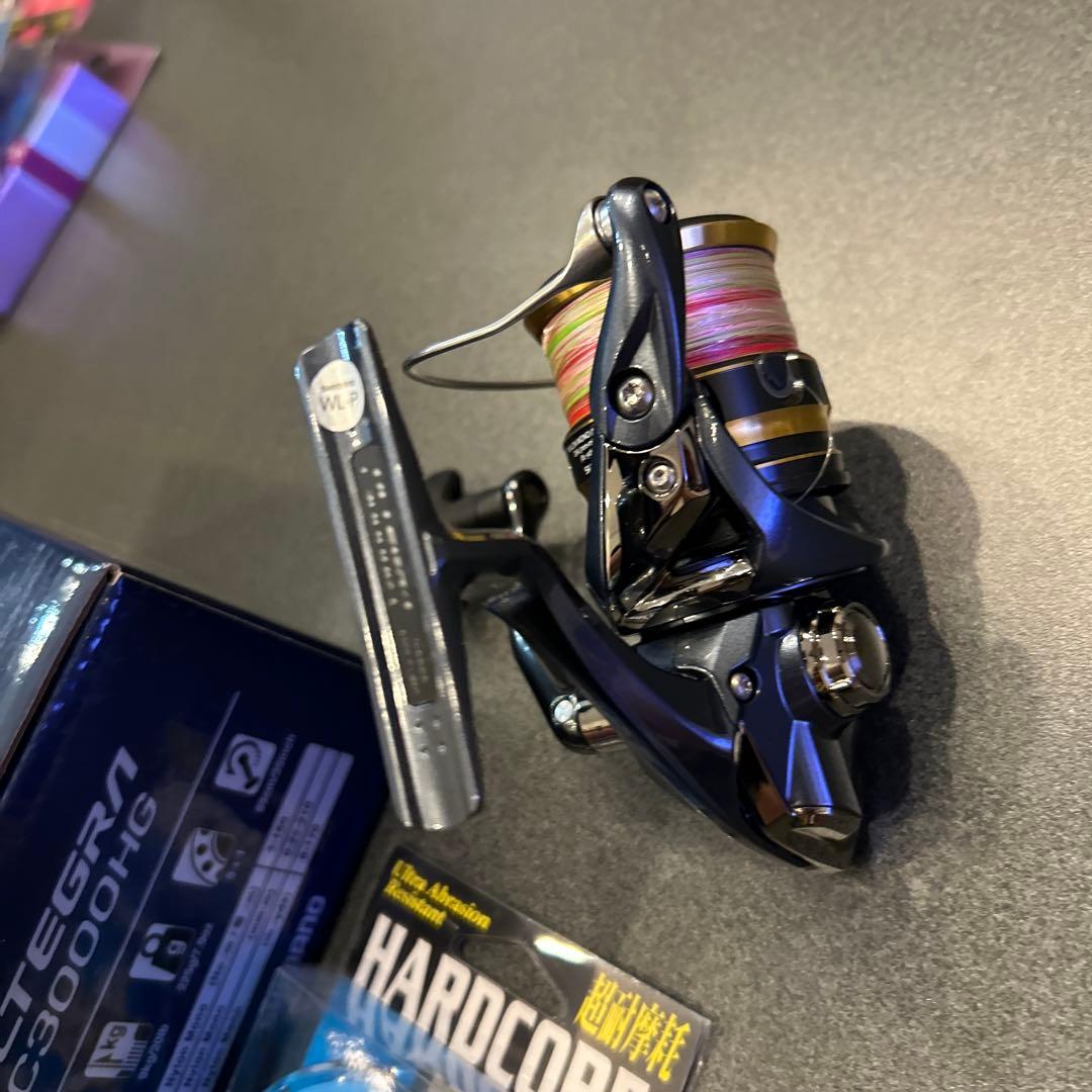 SHIMANO 21ULTREGRA C3000HG リール