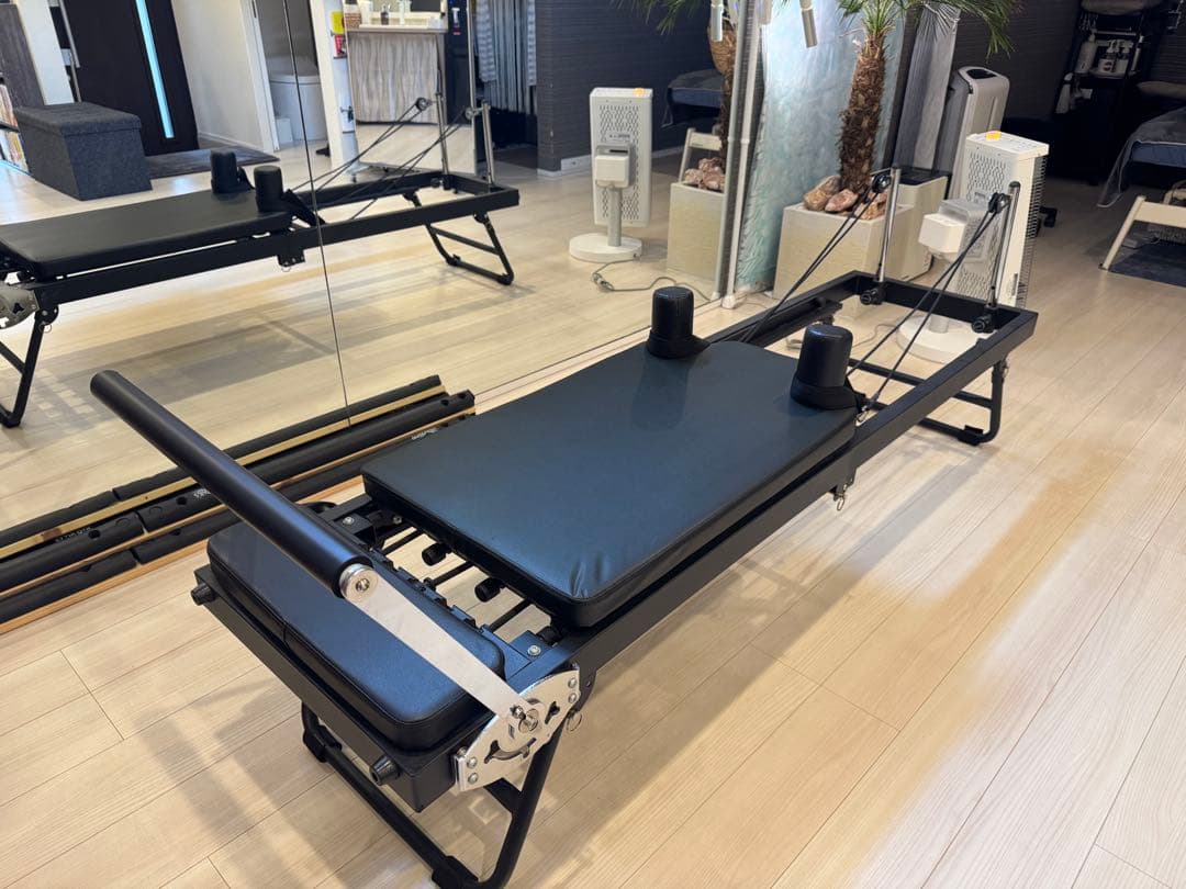 お家でピラティス！ 折りたたみ ピラティス リフォーマー コンパクト 軽量設計
