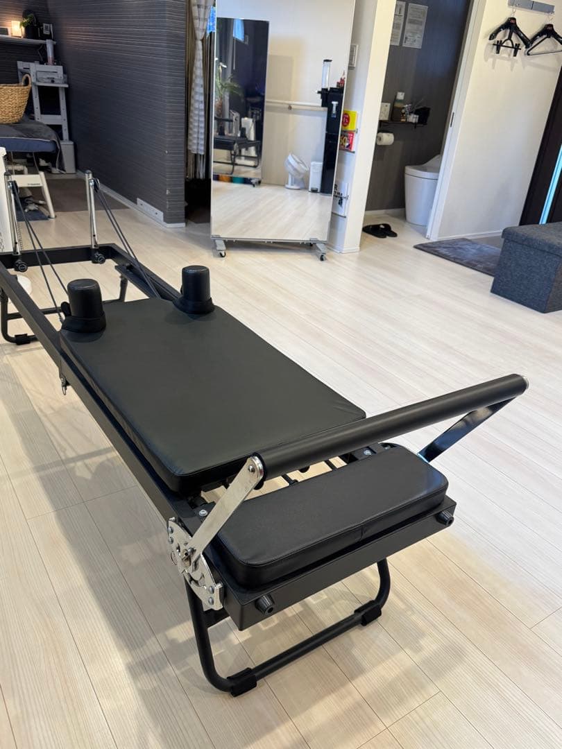 お家でピラティス！ 折りたたみ ピラティス リフォーマー コンパクト 軽量設計