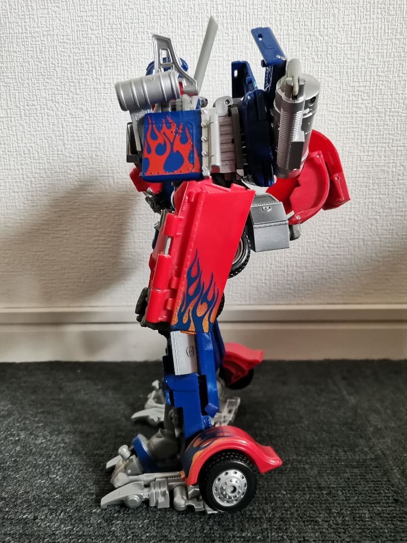 トランスフォーマー　オプティマスプライム　MB-11 10th アニバーサリー