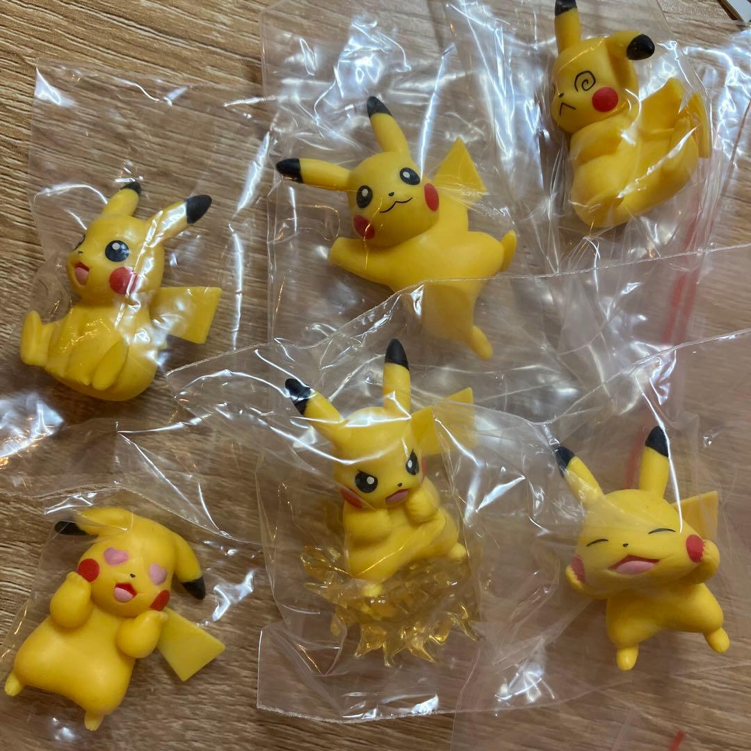 ポケモンコレクション PUTITTO ピカチュウ　コンプリートセット ガチャ