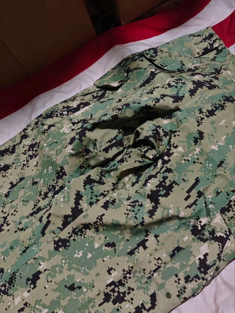 【新品・実物】US NAVY NWU Type3 APECS 防水パンツ SS