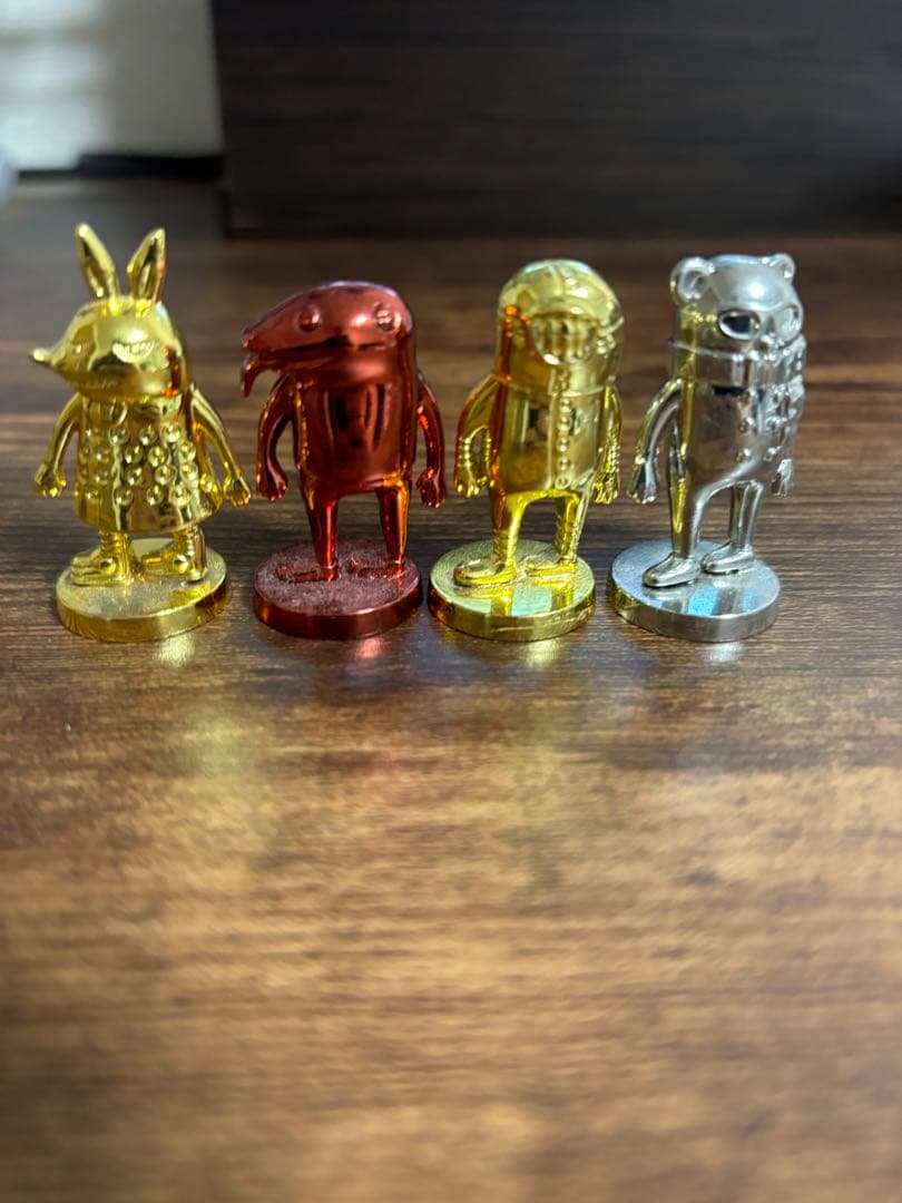 米津玄師 メタルフィギュア