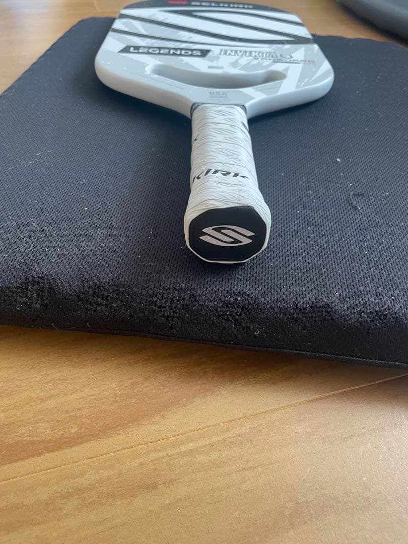 SELKIRK INVIKTUS LEGENDS パドル