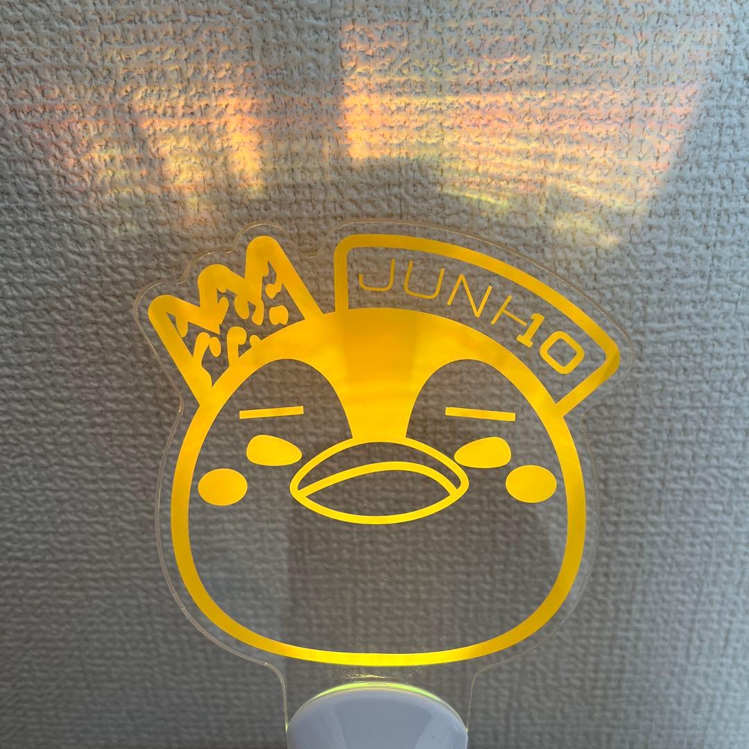 2PM JUNHO ジュノ　ペンライト イエロー ペンペン　皇帝ペンペン