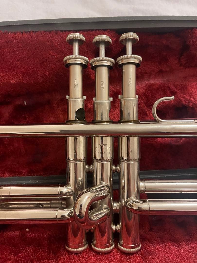 ヤマハ YTR135 トランペット シルバー ケース付き