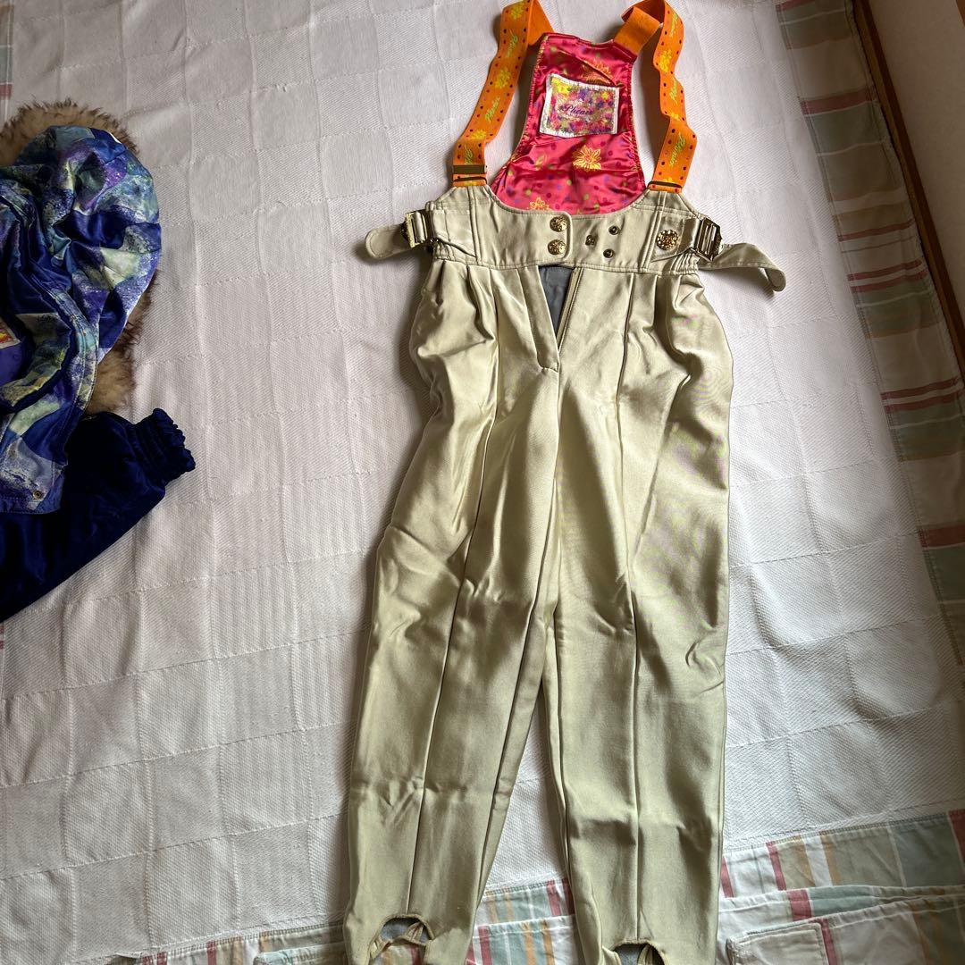 平成レトロ　ホワイトグースダウン　スキーウェア　　　　　　phenix