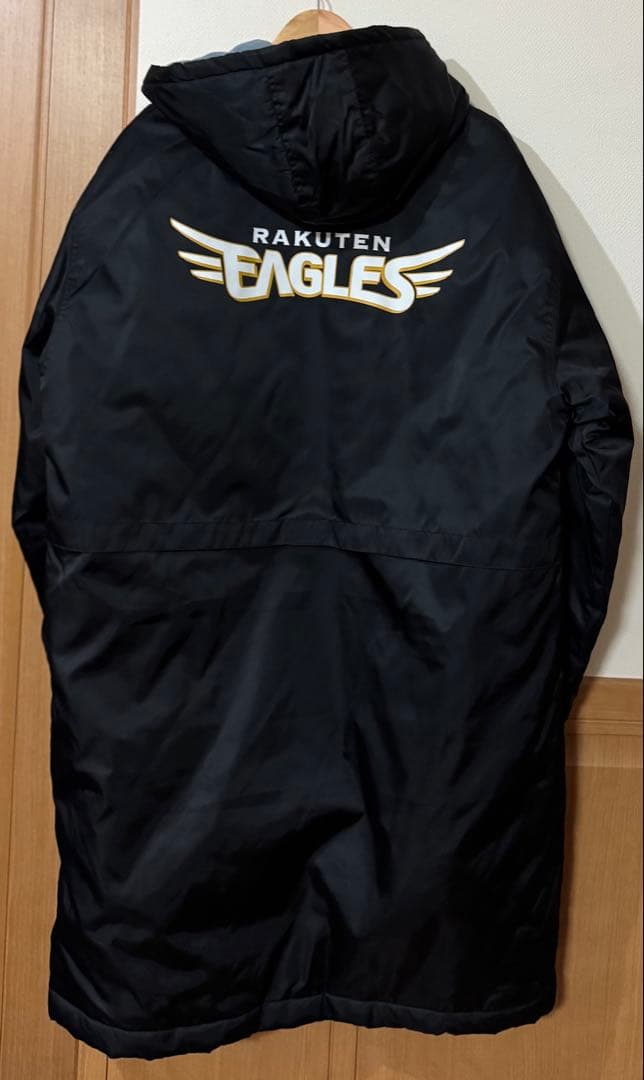 希少　美品　東北楽天ゴールデンイーグルス　ベンチコート　デカロゴ　ブラック　L