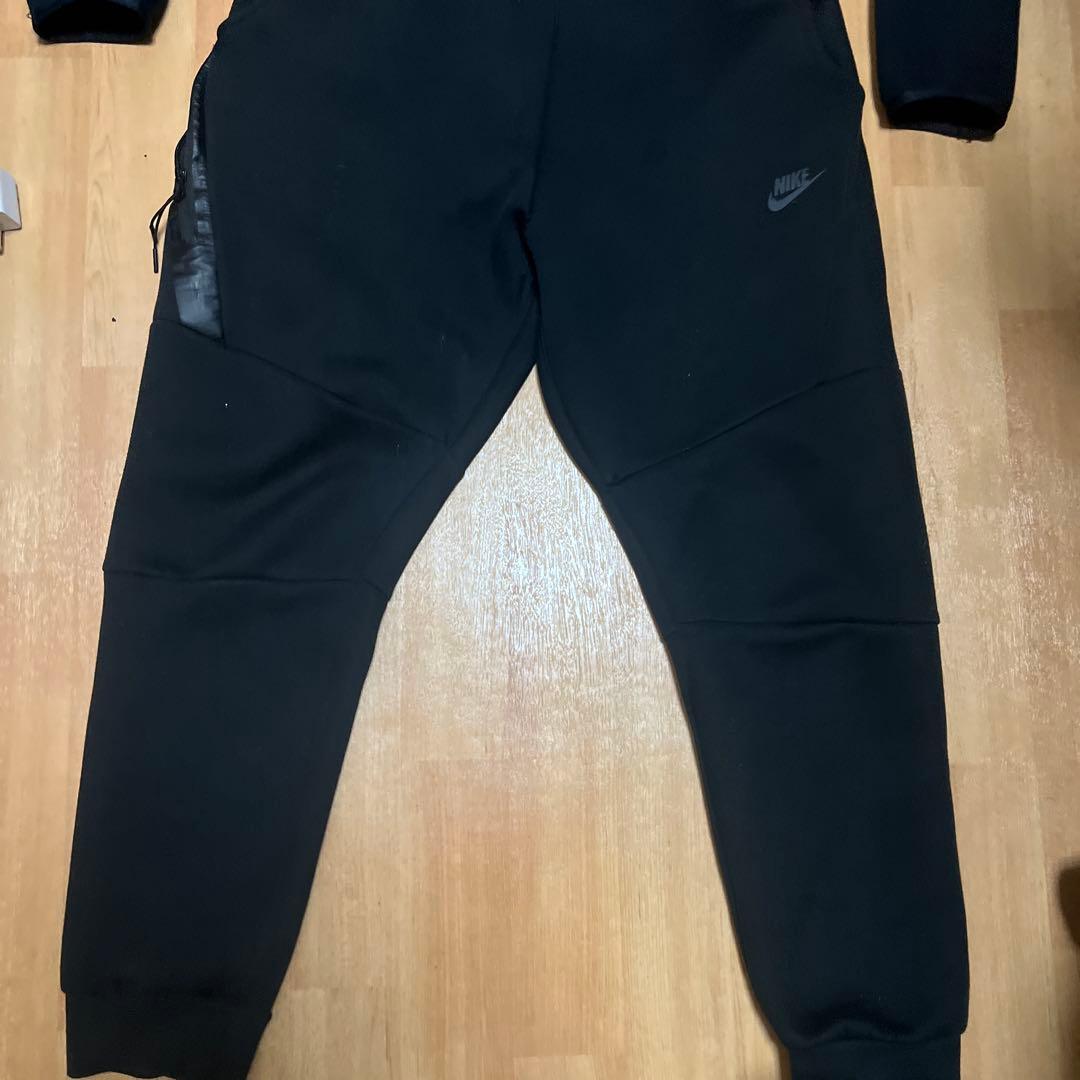 Nikeテックフリース