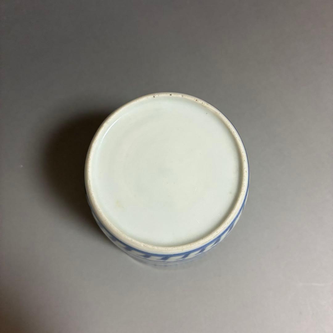 網目地紋に窓絵の図　古伊万里蕎麦猪口　無傷完品