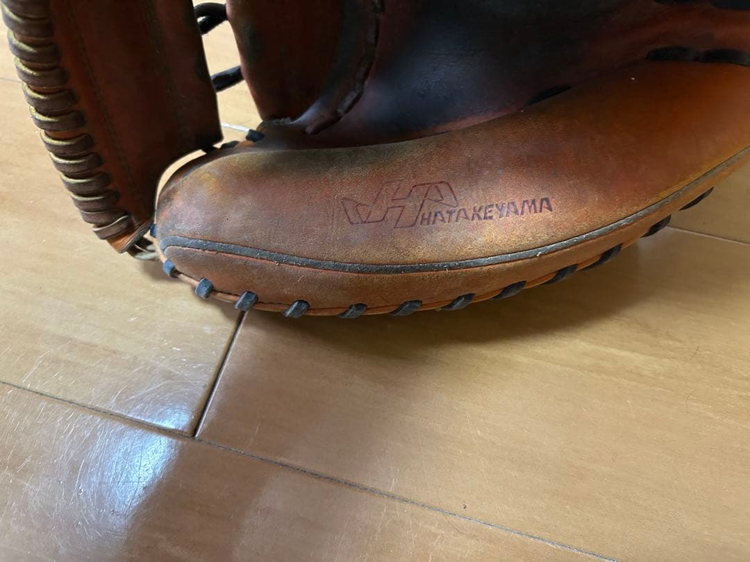 【最終値下げ】ブラウン 硬式グローブ 手縫いレース