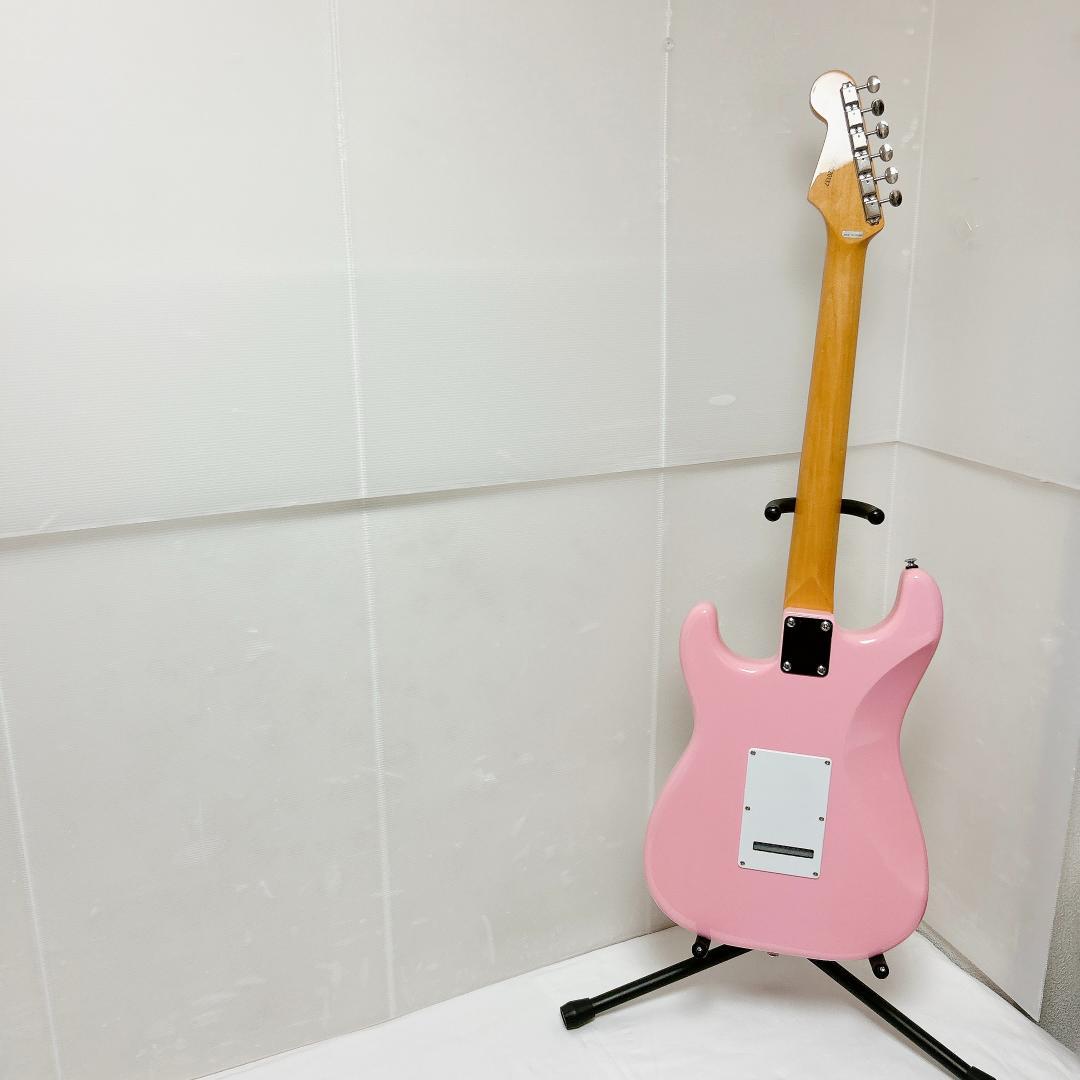 美品 Grassroots グラスルーツ Stratocaster ピンク 桃