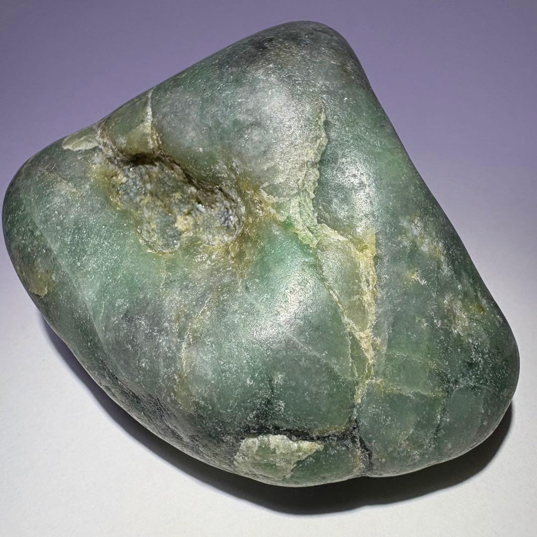 糸魚川　翡翠　ヒスイ　ひすい　海石　約168g