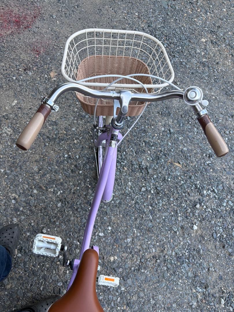 紫色 子供用自転車 バスケット付き