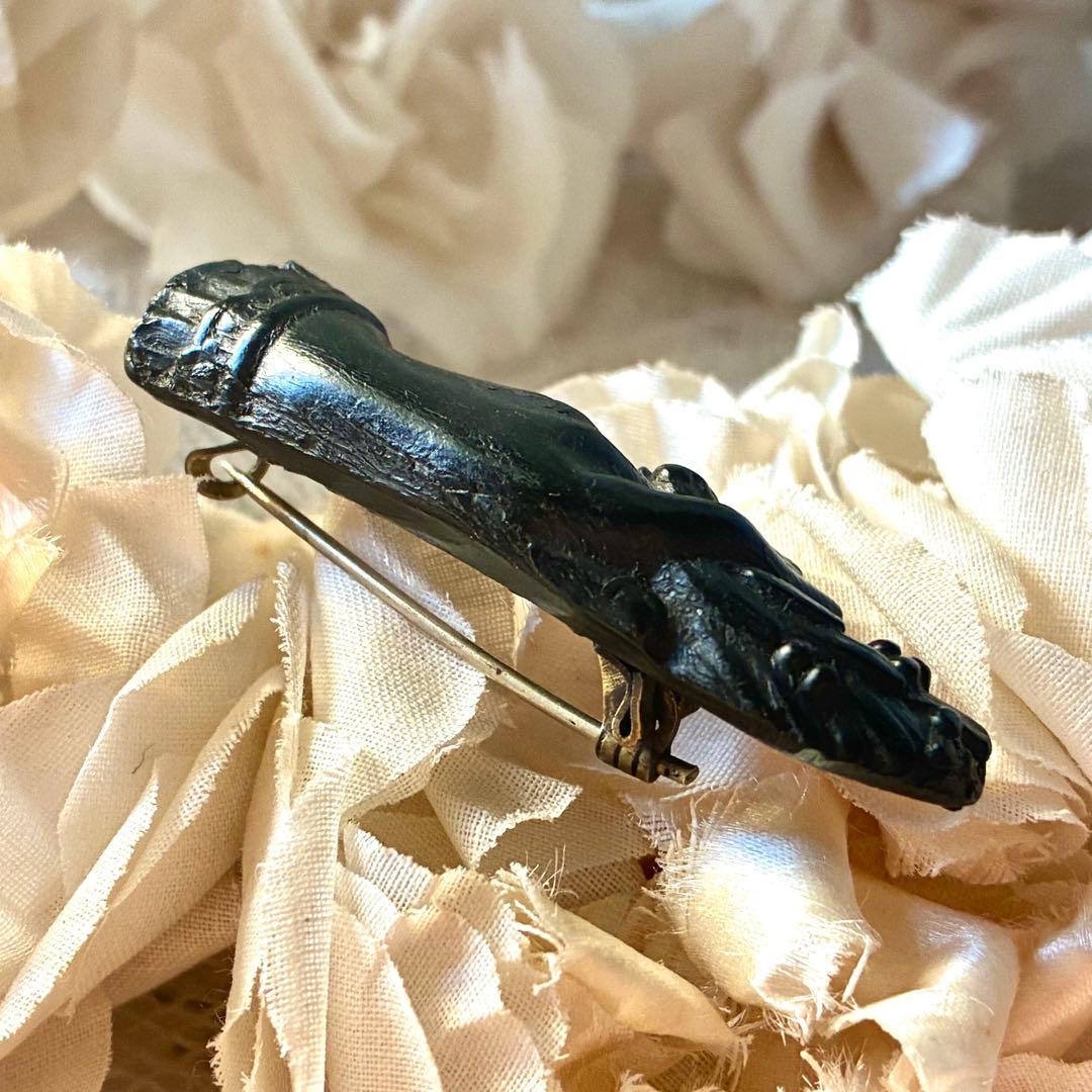 ボーカナイト　ローズ&ハンドモチーフブローチ　手とバラ薔薇　フランスアンティーク