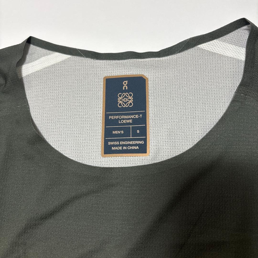 LOEWE×On パフォーマンスTシャツ