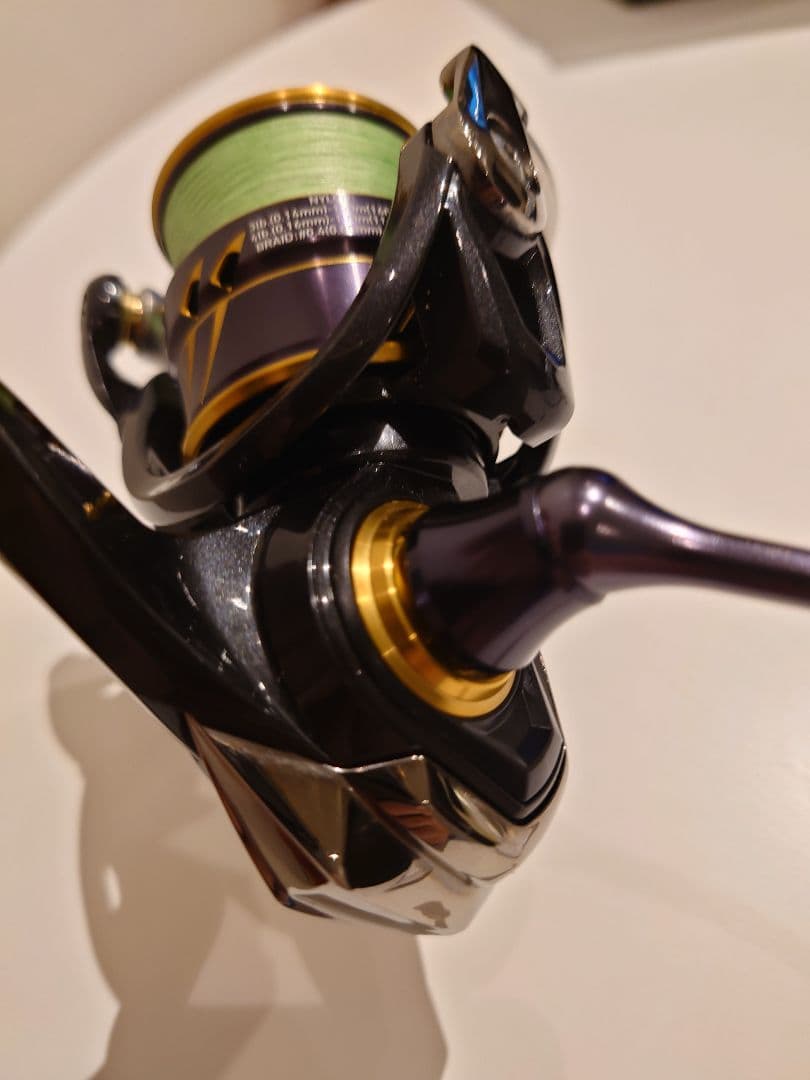 CALDIA FC 2000S-H スピニングリール